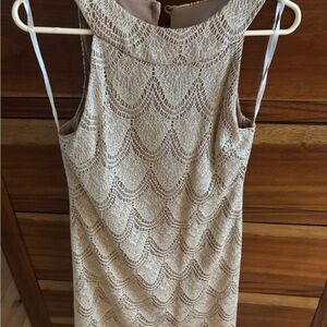 Elegant Lace Sleeveless Dress - Cream